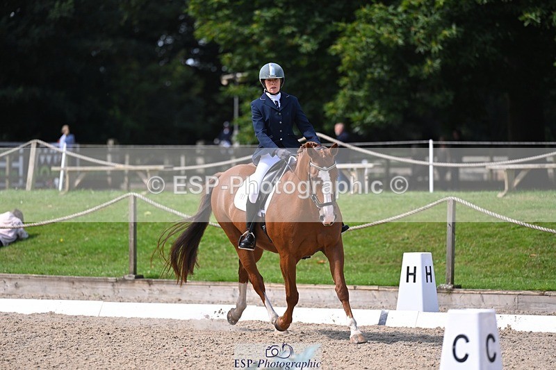 240809-112133-00812 - 181-Melanie.Haslock-Minnie.I