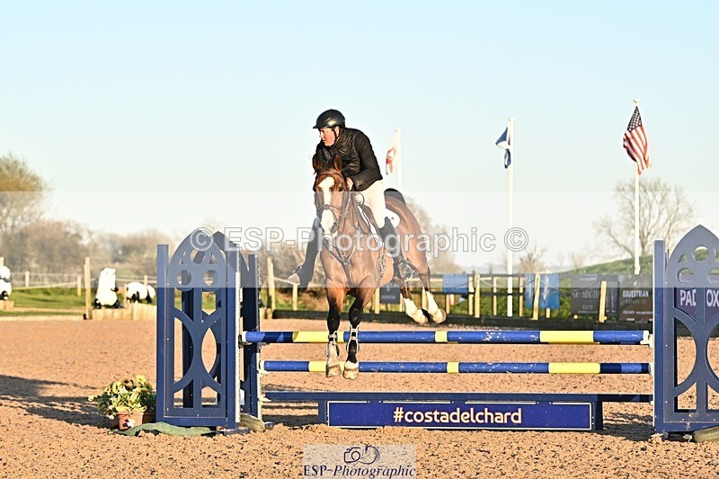 250401-185637-00839 - 90cm Classes