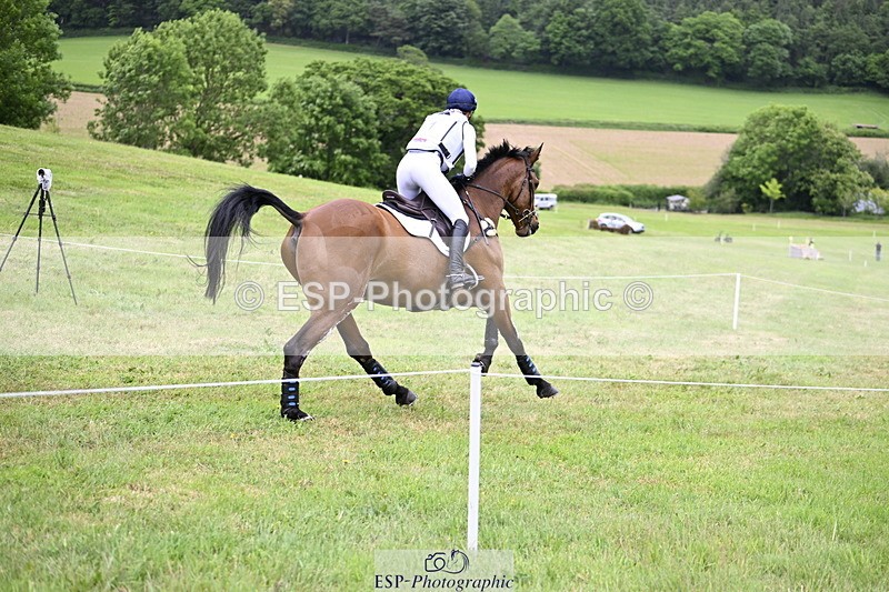 250524A-093100-08335 - A-001-Jemima.Howden-HEADS.UP