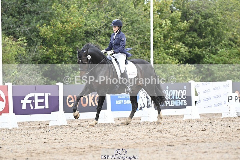 250907-114018-06749 - 030-Rebecca.Ezra.-.HamMaesmynach.Mr.Sam