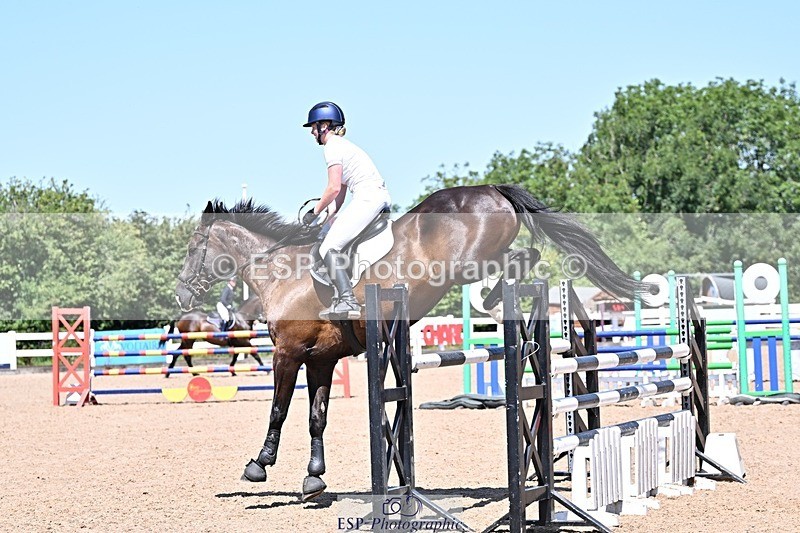 250712-120621-00484 - Cls 10 1.05m Amateur Qualifier