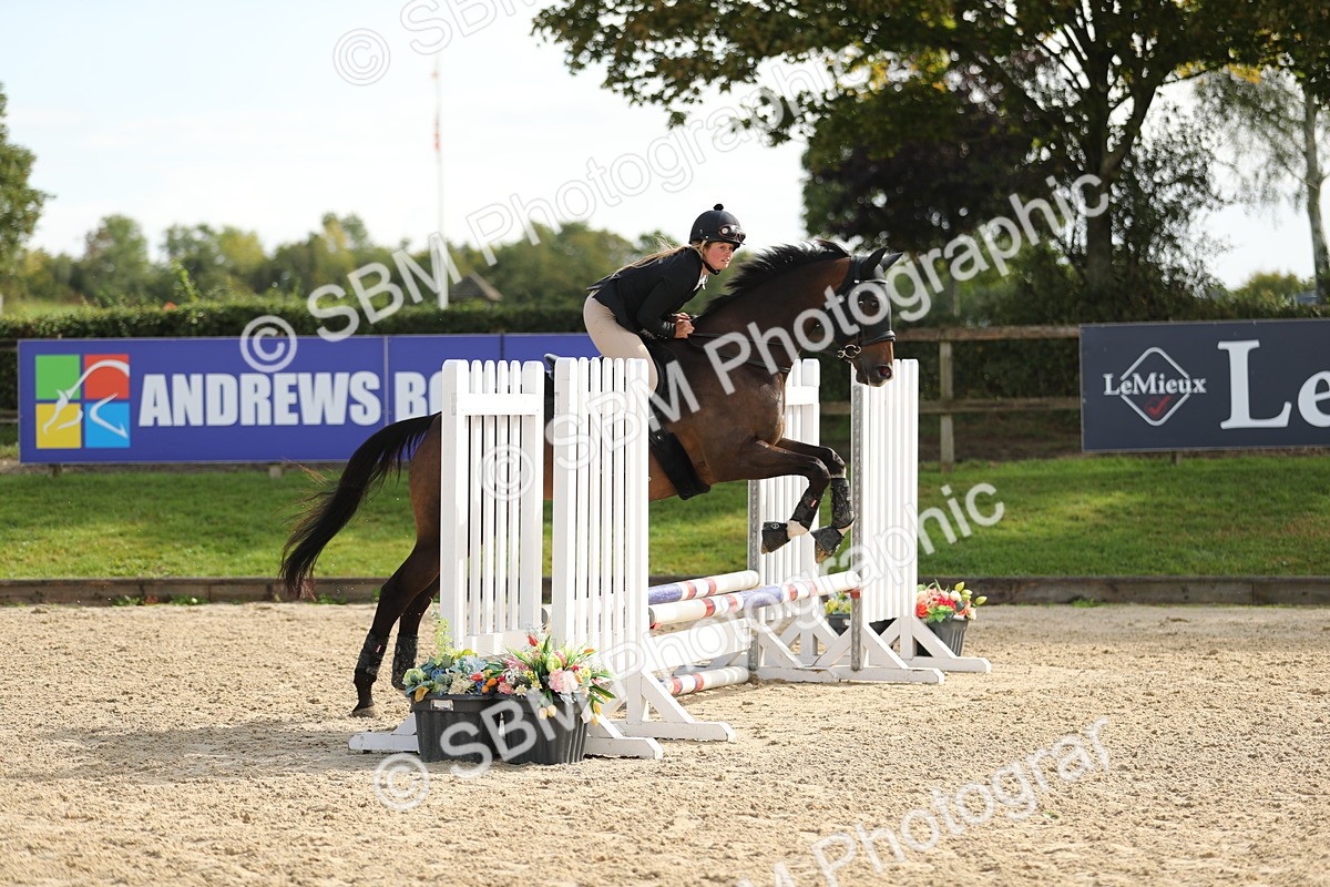 SBM_03143 - J28 - Senior Horse & Pony 60cm Championships