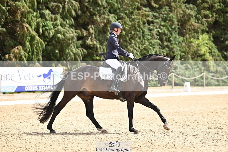 250808A-144016-00971 - 032-Caitlin.BurgessFurst.Sandreo.MFS