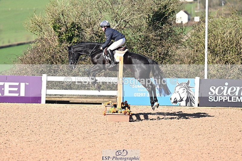 260318B-095008-00002 - Clear Round & Brit Nov 90cm