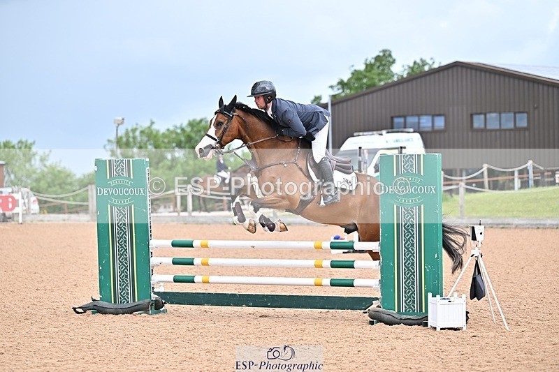 260610-100905-00107 - Cls 2 Snr British Novice and 90cm