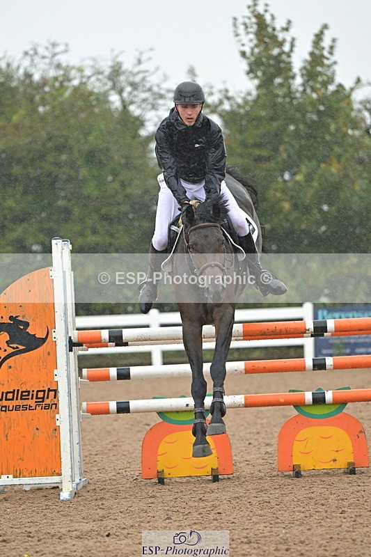 240925A-141826-01108 - Cls 5 Foxhunter and 1.20m Open