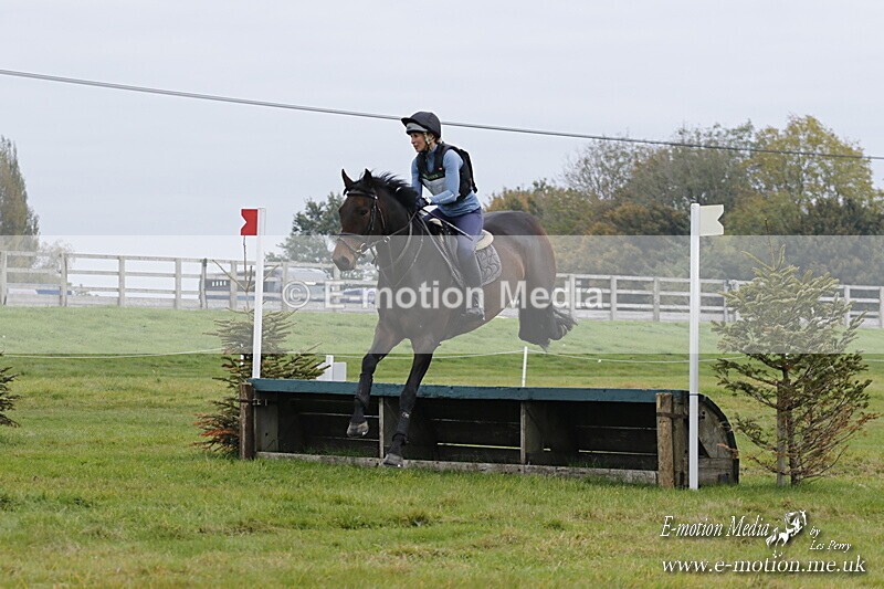 WWHT 181020 WWHT 181020 681 - WWEC Novice Pairs (0.80m) 18/10/20