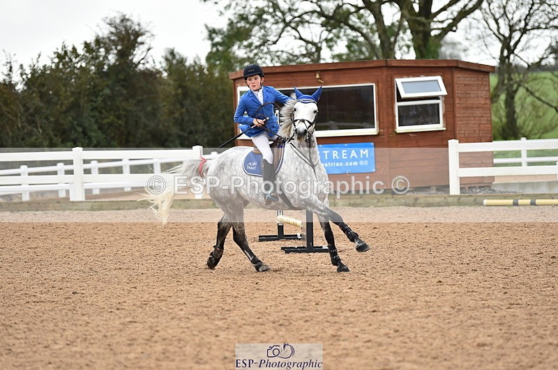 231028A-120320-00984 - Cls 3 Discovery & 90cm Open