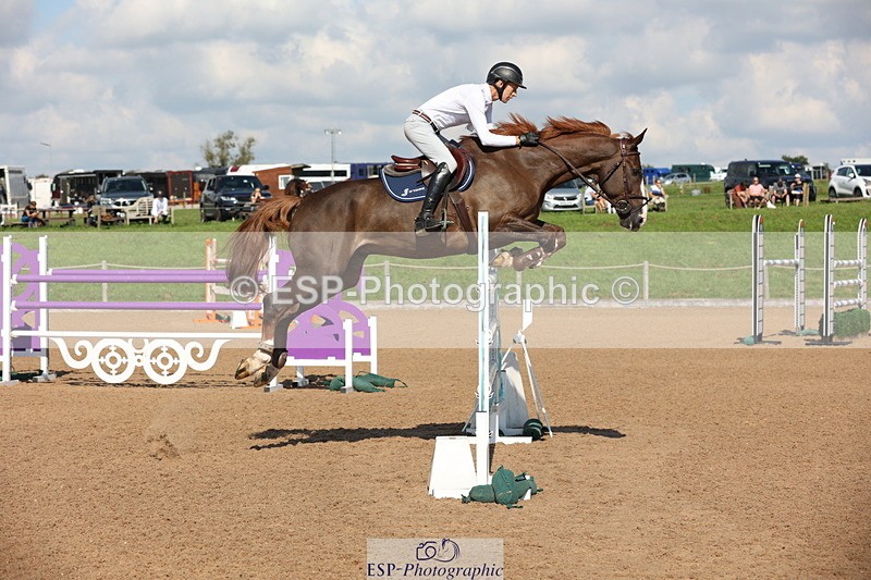 230915A-142312-02540 - Cls 5 National 1.40m