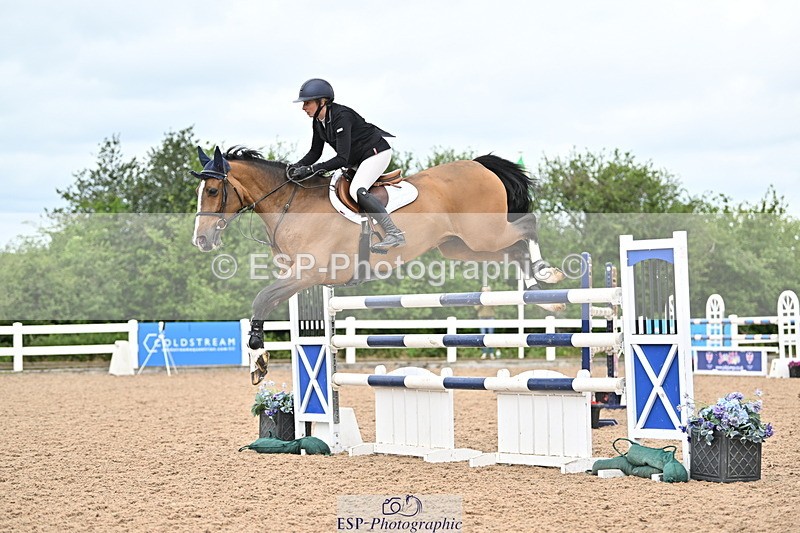 240523A-131223-01921 - Cls 4 Snr 1.20m Open