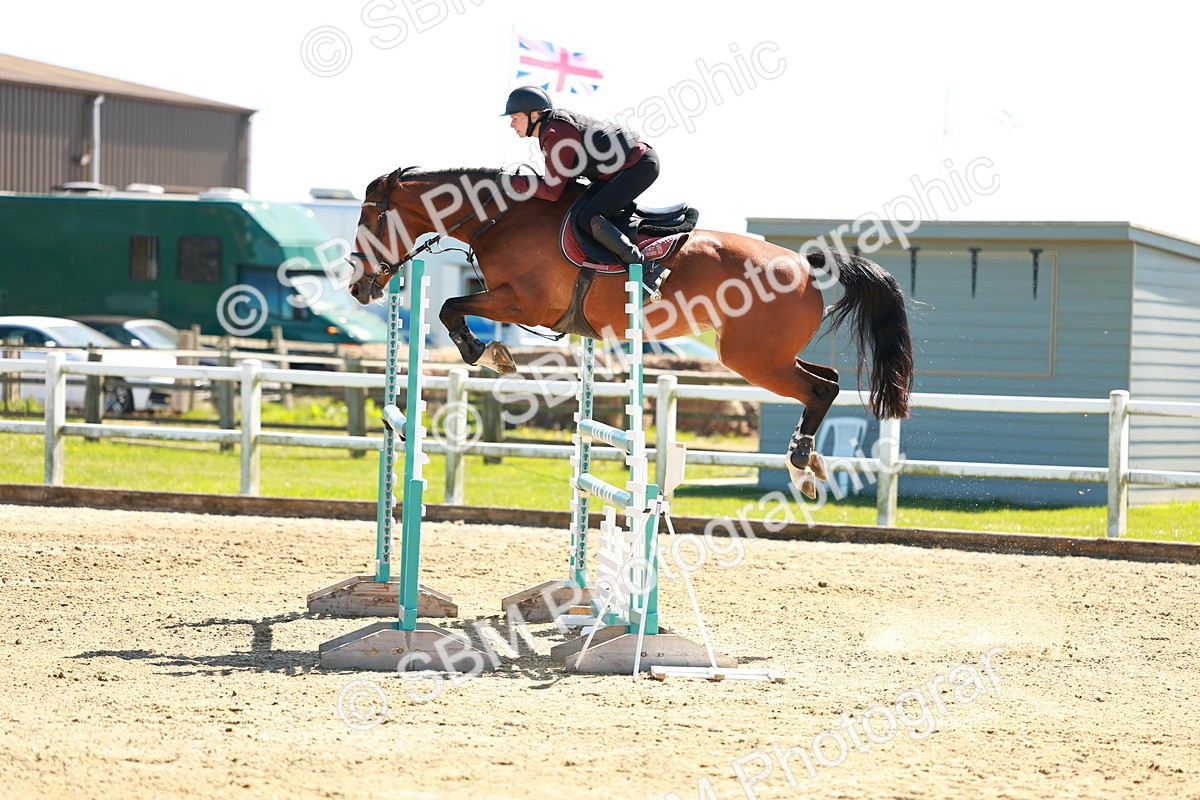 SBM_001597 - Class 5 - Senior Foxhunter - 1.20m