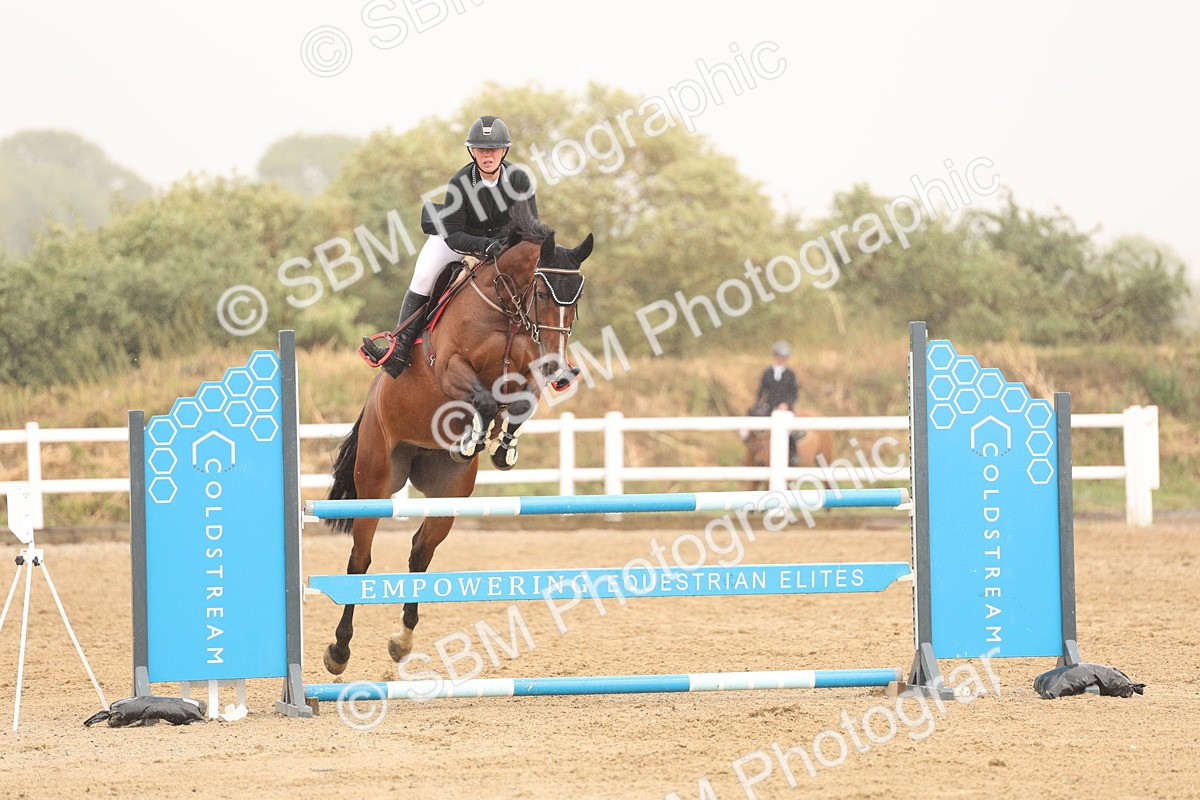 SBM_024187 - Class 6 - Senior Newcomers 1.10m