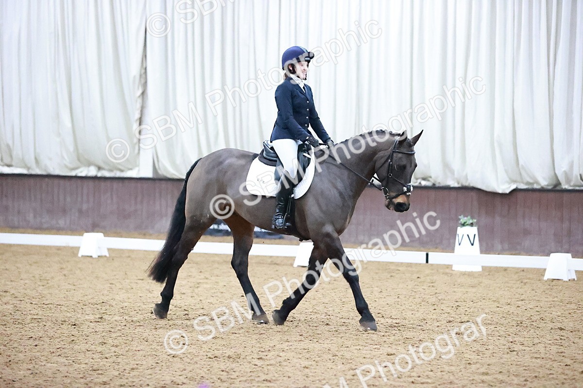 SBM_001725 - Class 9 - Novice 4