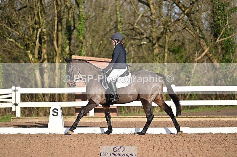 241214-105324-01247 - 140-Samantha.Henderson-Rich.Tricks.Otis