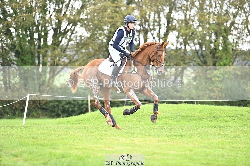 231020-125819-08646 - 069-LUSUELA-Will.Furlong-XC