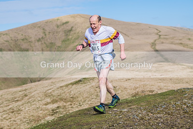 Arant haw-402 - Kendal Winter League Arant Haw Fell Races Sunday 2nd April 2023