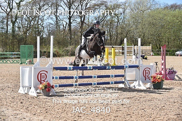 JAC_4840 - CLASS 13 SAT Senior BritiNovice/ 90cm Open