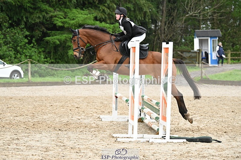 250418A-140321-01025 - UnAff 70cm