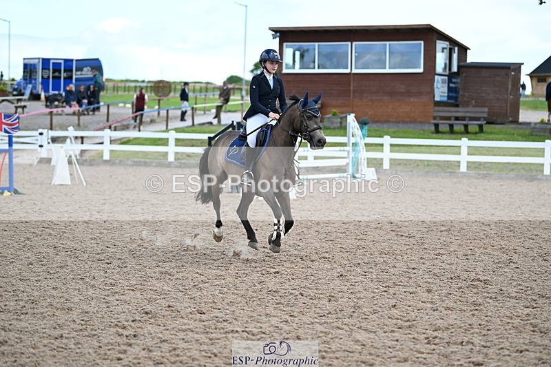 240608A-124240-00929 - Cls 9 Pony BN Jump Off and Presentations