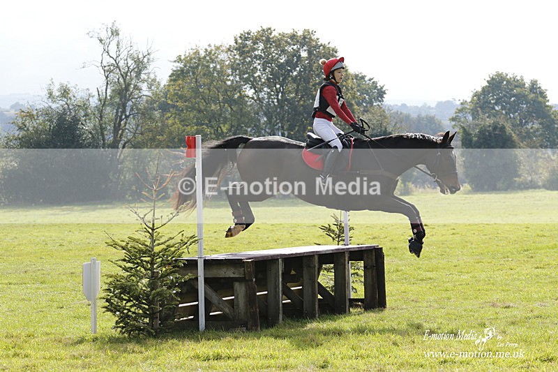  WWHT 171021 2895 - Intermediate (0.90m)  17/10/21