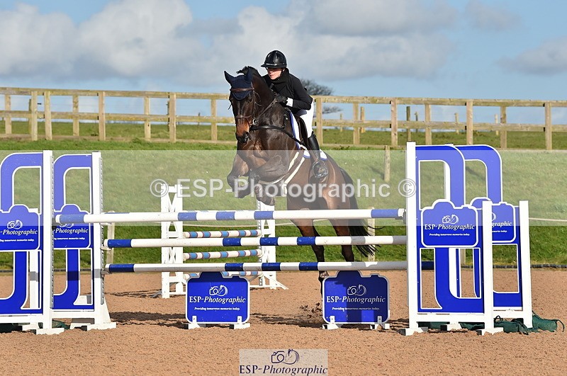 240306A-153128-01796 - Cls 5 Foxhunter and 1.20m Open
