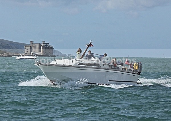 090829 CAVALIER IMG_3221 - Motorboats - Open