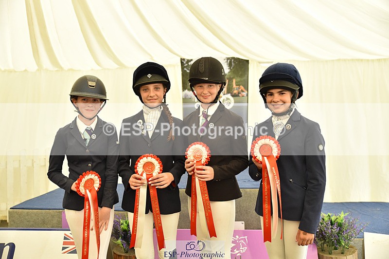 240823X-171102-20034 - 70cm Presentations