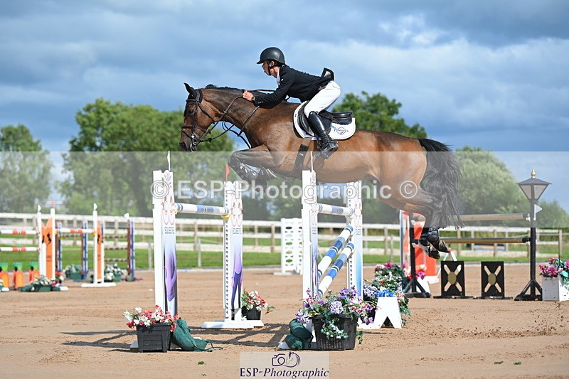 230721A-163555-07752 - Cls 10, 2 Star Big 1.45m Break to End