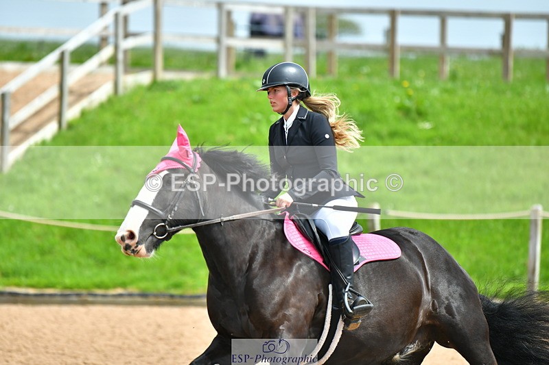 230513A-125801-00939 - Cls 34+35 Club 60cm