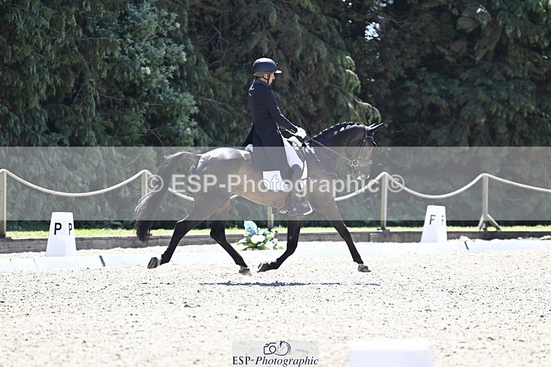 250522A-121105-03391 - B-324-Tim.Price-GARCON