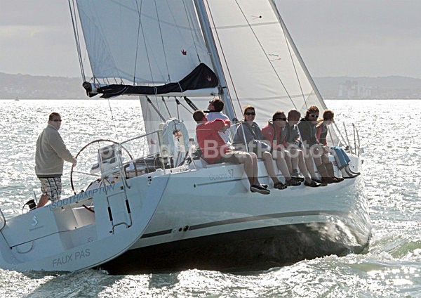 110926 FAUX PAS FAIRVIEW SAILING IMG_7289 - Sailboats - monohull