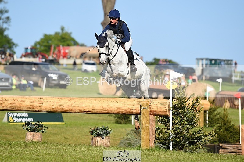 230527-181018-13747 - 172-VELOUMANI_TESS_LY-Aliene_Ruyter-XC