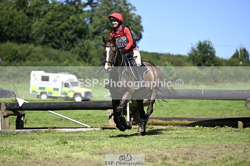 240811A-145714-05198 - 170