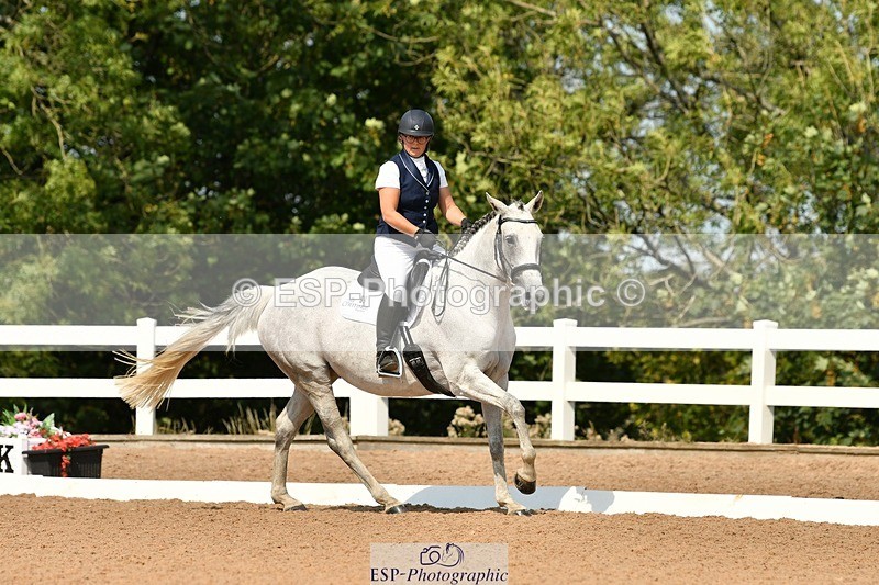 250817-120710-08770 - 099-Essie.BarkerBloody.Nora