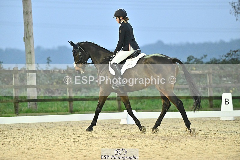 241103-163950-03396 - Novice 1 - 16.18 to 17.50