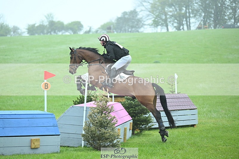 250418-102013-01142 - 056-Rupert.Batting-COOMBELAND.ALBERTS.RUMOUR.II