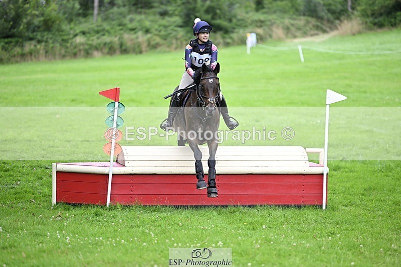 240803-113722-03672 - 109-Harriet_Parkes-JUST_HENNY