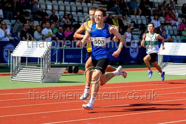 Age25SAT-916615 - Track Male