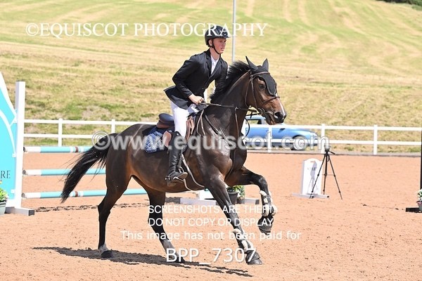 BPP_7307 - CLASS 14 FRI Nupafeeds Senior Dicovery/1m open