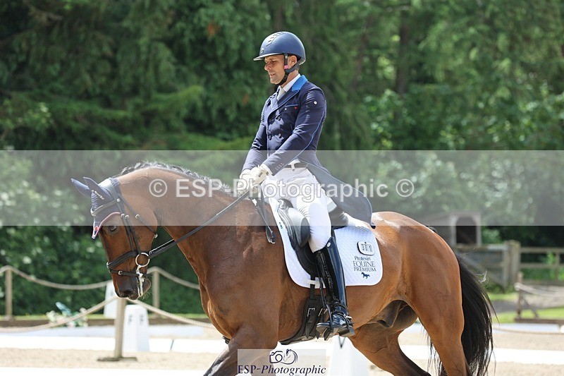 240523-130331-02512 - 301-CAMOUFLAGE-Alexander_Bragg