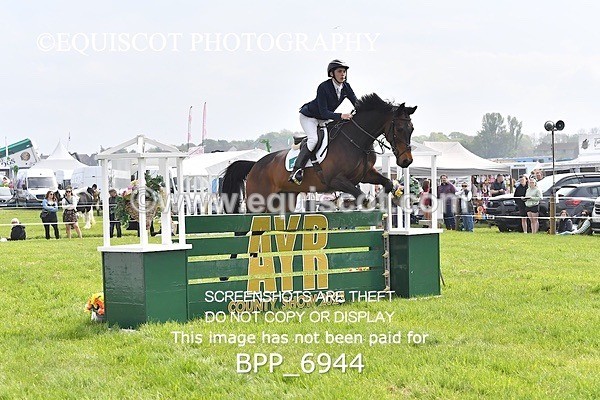 BPP_6944 - CLASS 3 RHS Fox Champ Qual (1.20m)