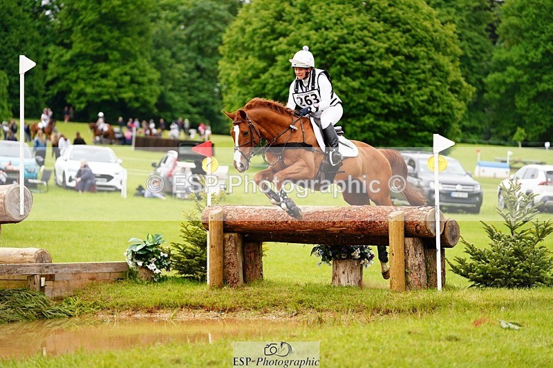 240525-170648-19005 - 263-CHILLI_MORNING_IV-Gemma_Stevens