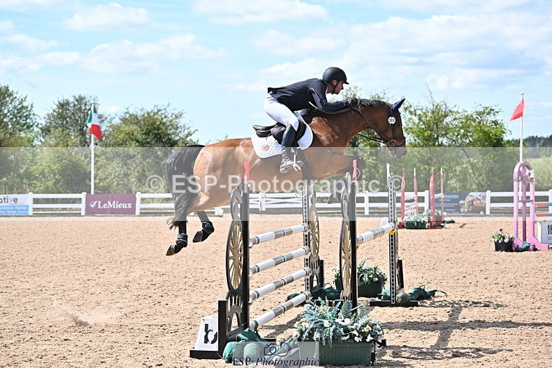 240418A-133406-03522 - Cls 13, 1 Star Bronze Tour 1.10m