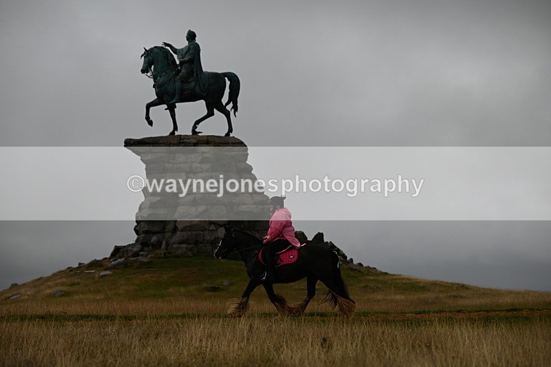DSC_1813 - Time at Statue 12:13 to 12:32