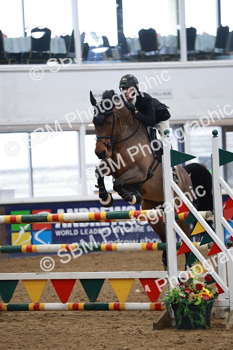 SBM_001600 - Class 5 - Senior Foxhunter - 1.20m