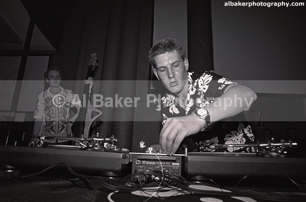 24 fingathing - Counter Culture @ Contact Futuresonic 10.06.00