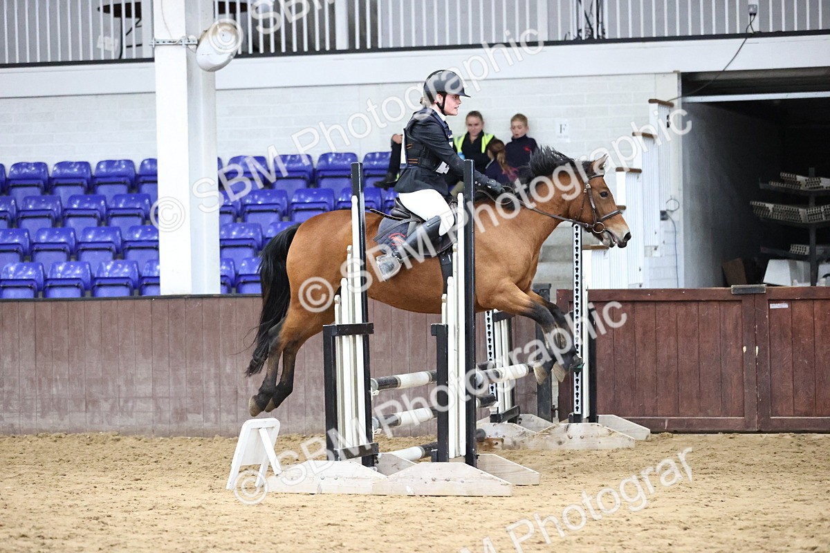 SBM_001457 - Class 5 - Henlow Veterinary Hospital 70cm