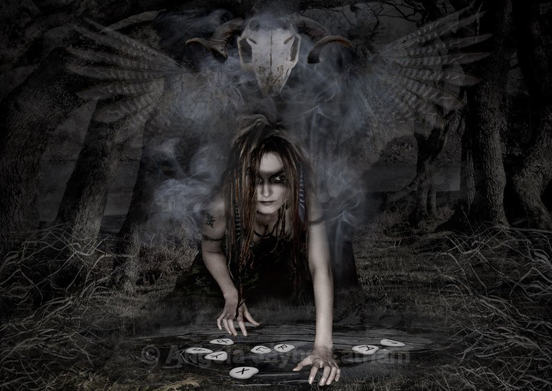Casting the Runes - The Wheel of the Year