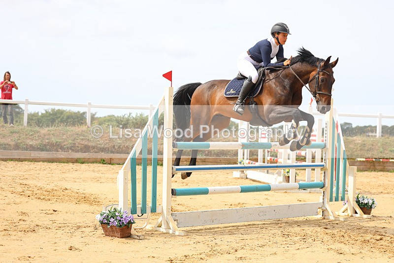 3E7A4373 - Class 8: Senior Foxhunter/1.20 open