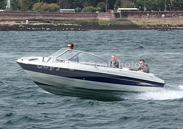090906 BAYLINER IMG_4981 - Speedboats